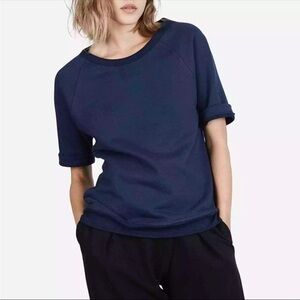Everlane The Raglan Crew Short Sleeve Sweatshirt
Navy Blue Cozy